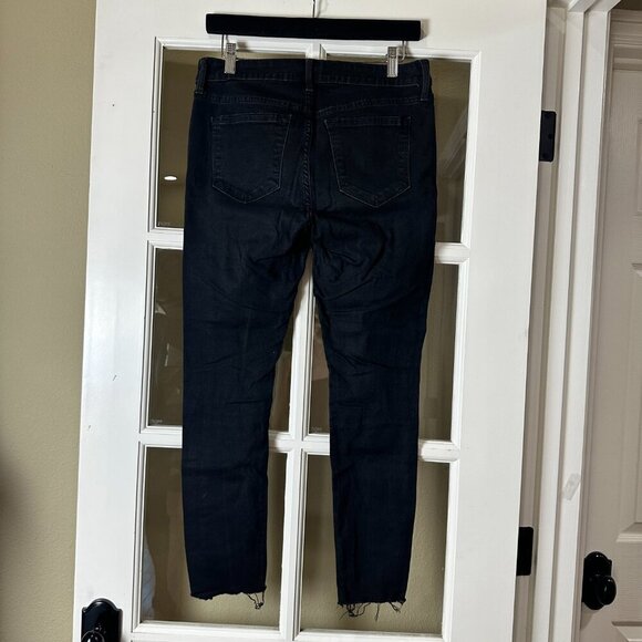 OLD NAVY Rockstar Skinny Ankle Distressed Black Denim Jeans Size 10 - Picture 2 of 12
